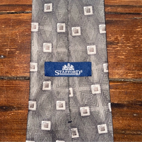 Robert Talbott Green and Gray Silk Ties - Picture 8 of 10
